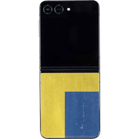 Sweden Flag Distressed Galaxy Z Flip5 5G Skin